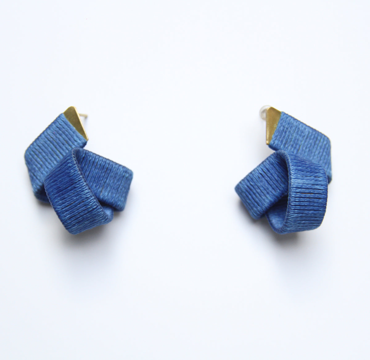 Joy Earrings Navy Blue(Small size)