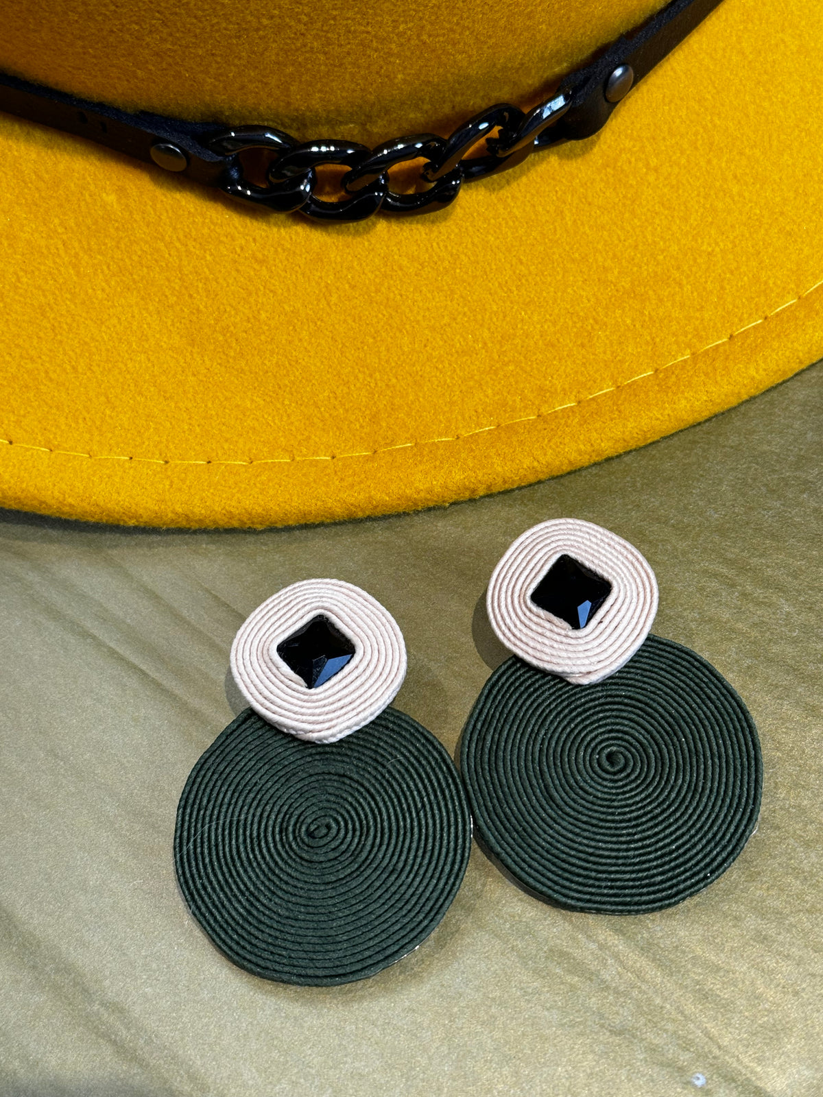 Handmade Green Earrings (Bahar 01)