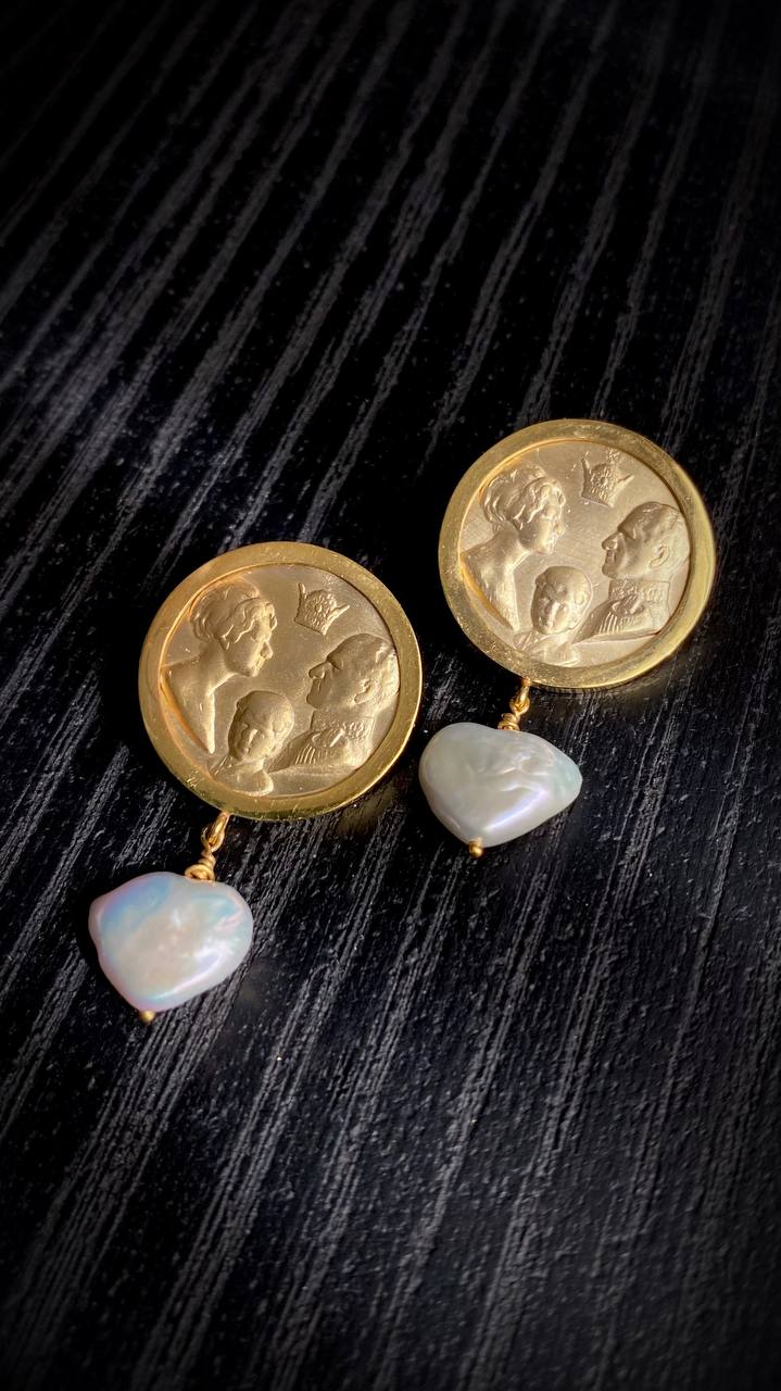 Handmade Silver Gold plated 'Coin' Earrings with Baroque Heart-Shaped Baroque Pearls