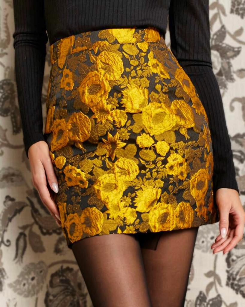 Zipper Back Floral Jacquard Skirt