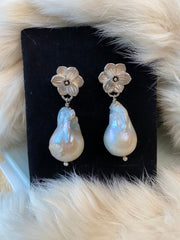 Narcissus Flower earrings