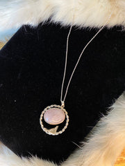 Silver Necklace with quartz stone