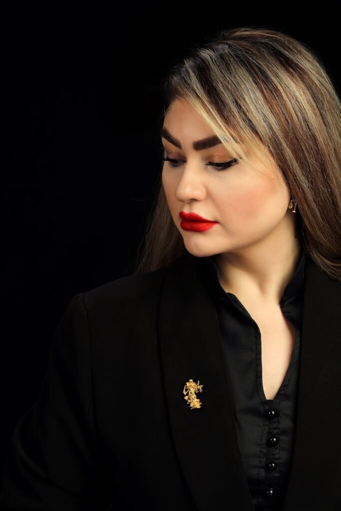 Handmade Gold Plated Silver Brooch (The Goddess Of Justice, Statue Of Rashen)