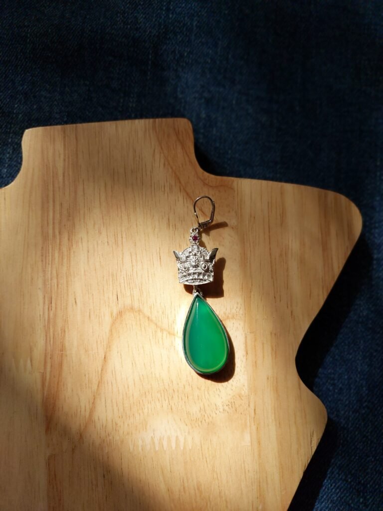 Pahlavi Crown Earrings – Echoes of Royal Heritage