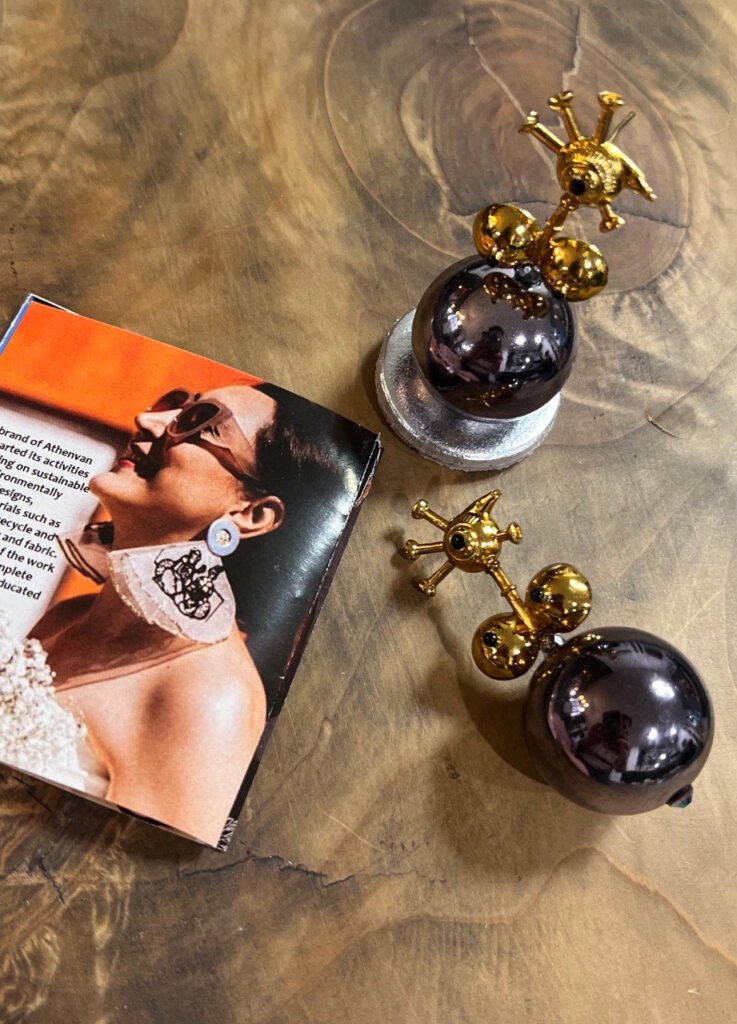 Bronze Gold plated Earrings           ?Simorgh Konam?