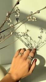 Silver bloosem Ring - Image 2