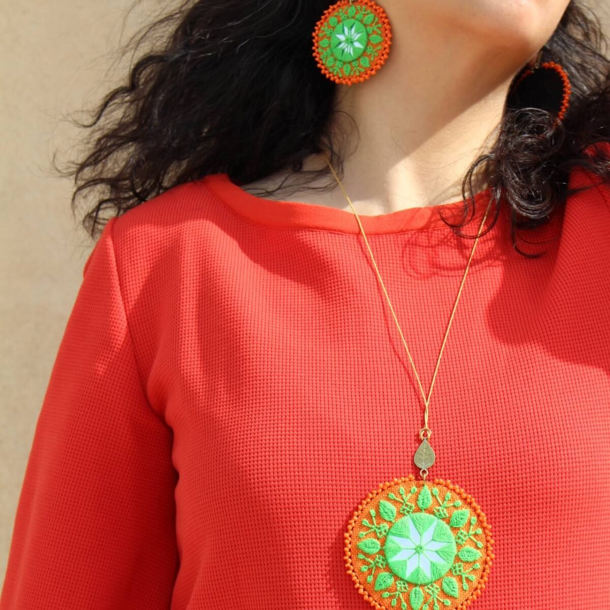 Handmade Palivar Embroidery Pendant Necklace & Stud Earrings – Adjustable Brass Jewelry Set with Mirror | Persian Balochi Needlework - Image 7