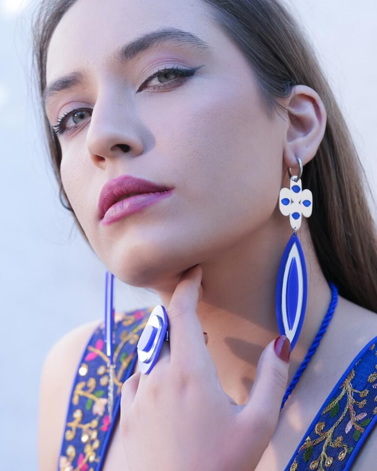 Eyes Earrings #1 | Handmade enameled silver earrings from the Eyes Collection. Symbolizing connection and deep emotions, reflecting untold stories through unique design.