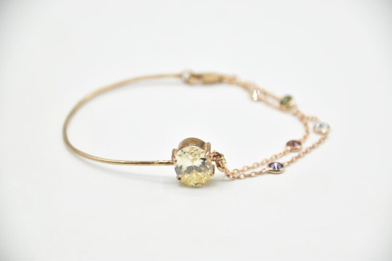 Half Bangle_Half Bracelet of lemon "Cubic Zirconia" in oval shape