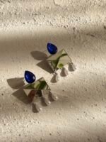 Vâresh – Earrings Inspired by Rain, Made of Mirror, Gemstone, and Pearl