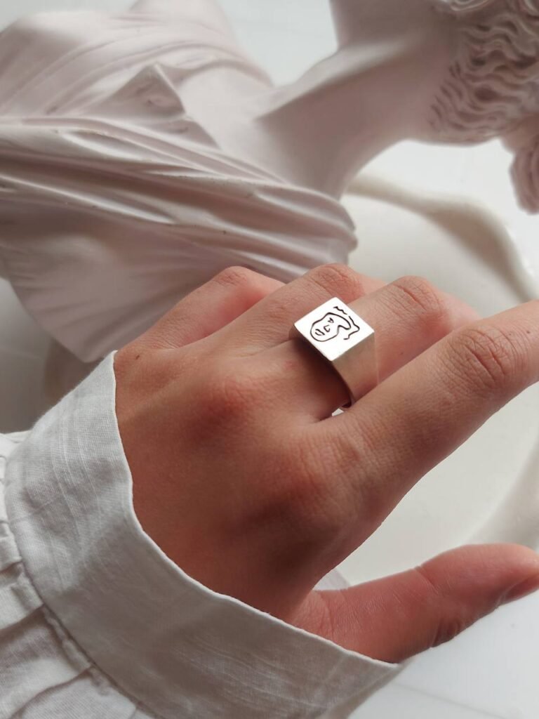 Nickel Silver Face Engraved Ring – Free Size