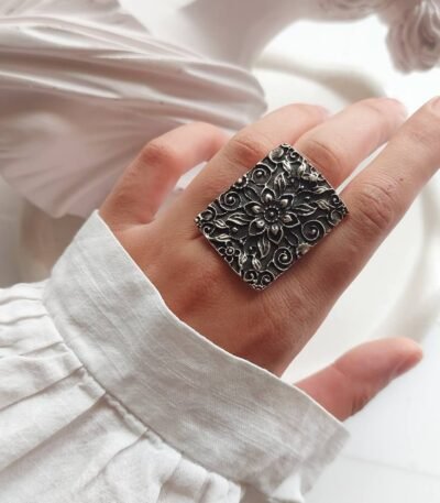 Elegant Nickel Silver Statement Ring – Free Size