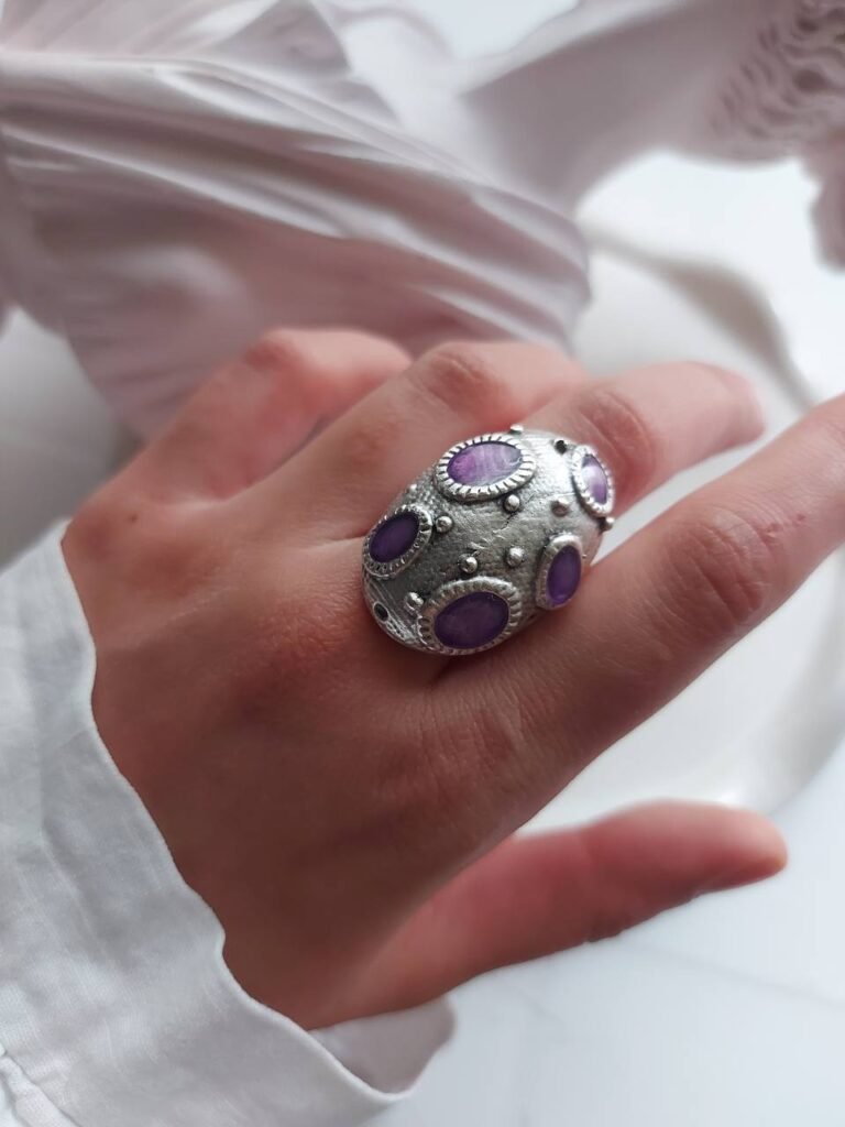 Elegant Nickel Silver Ring with Resin – Free Size