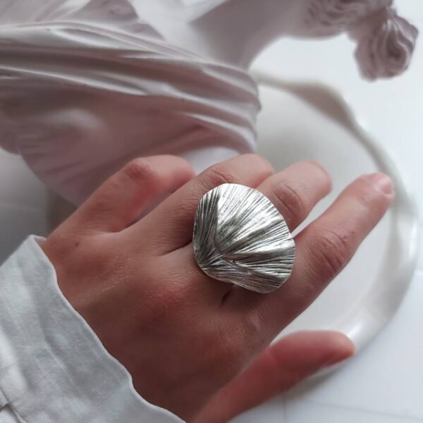 Nickel Silver Shell-Inspired Ring – Free Size