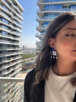 Vâresh – Earrings Inspired by Rain, Made of Mirror, Gemstone, and Pearl - Image 2