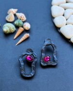 Havva handmade earrings Papier-Mache with fuchsia stone - Image 3