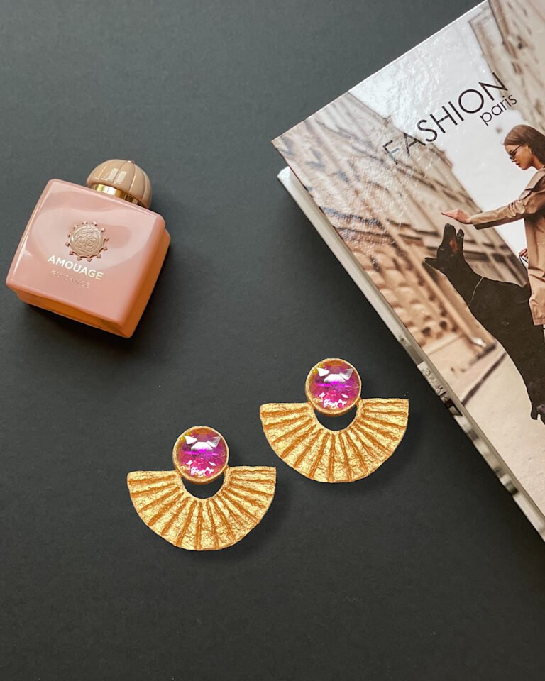Shahzad handmade earrings Papier-Mache with pea stone