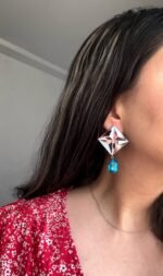 Charao – A Geometric Earring, Crafted from Mirror, Pulp, and Gemstone - Image 2