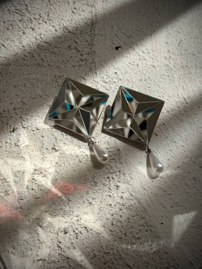 Ziwin (Handmade Mirror Earrings)