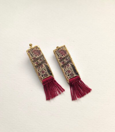 green crimson earring