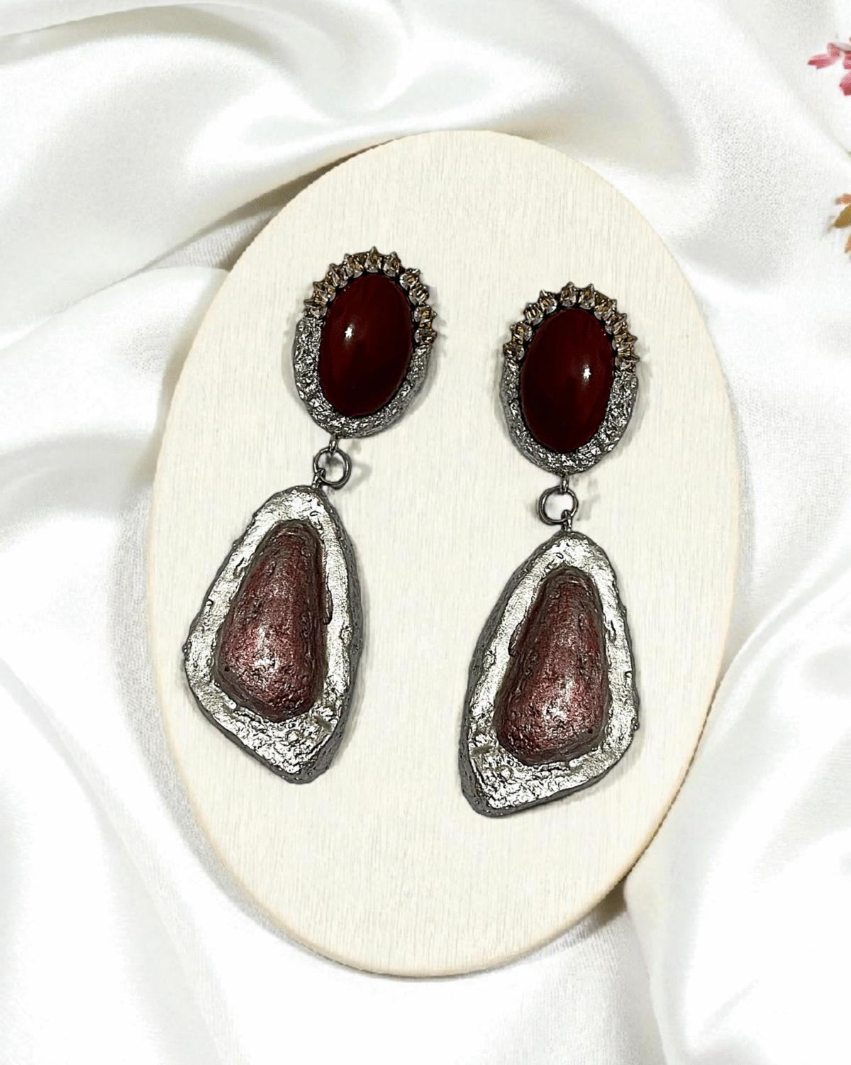 Lover’s Stone – Handmade Jewel-Embroidered And Paper Mache Earrings - Image 3