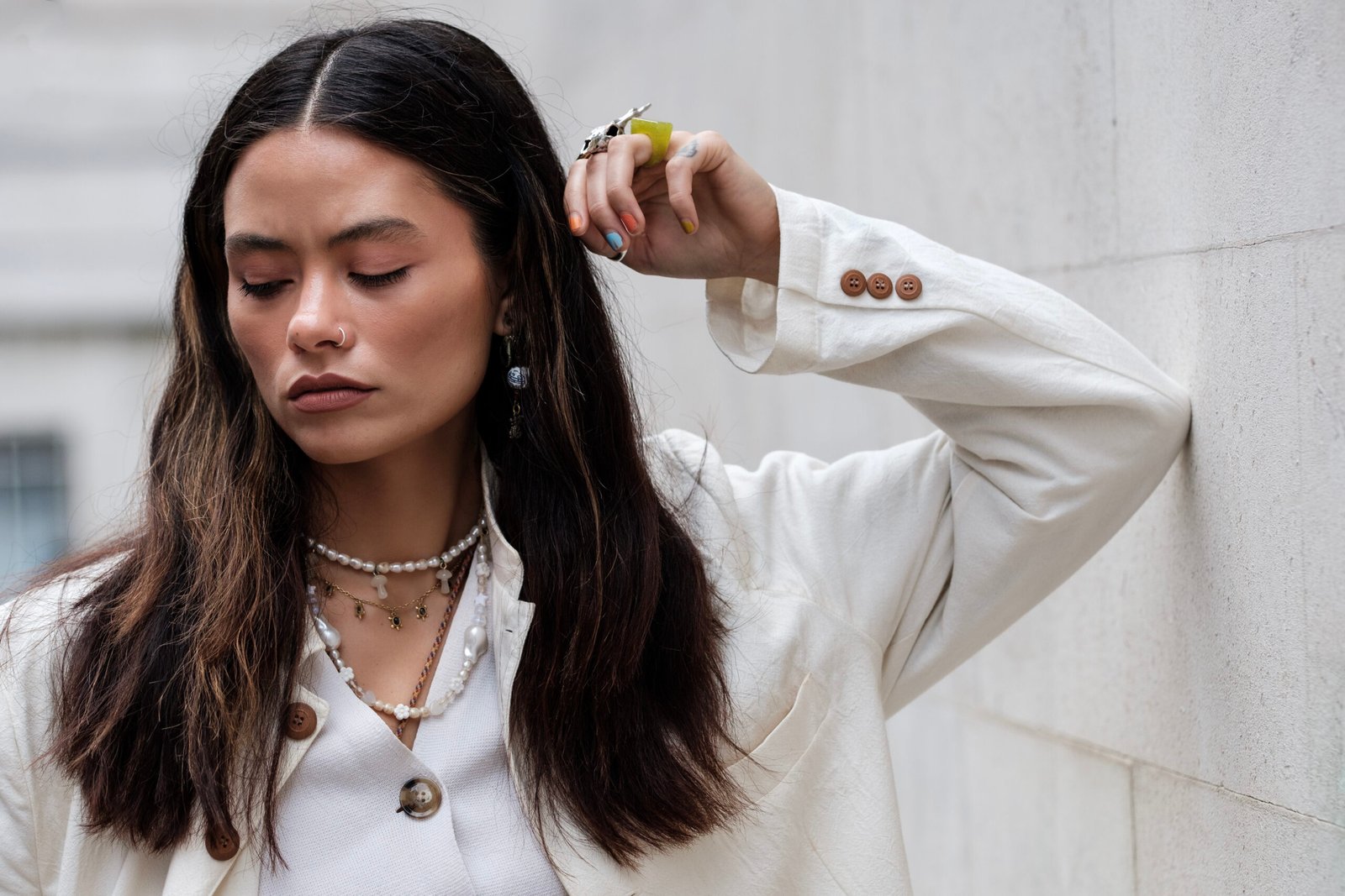 How to Style Jewelry with Everyday Outfits Canadian Fashion Edition