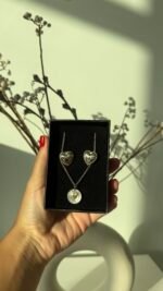 Silver love necklace - Image 2