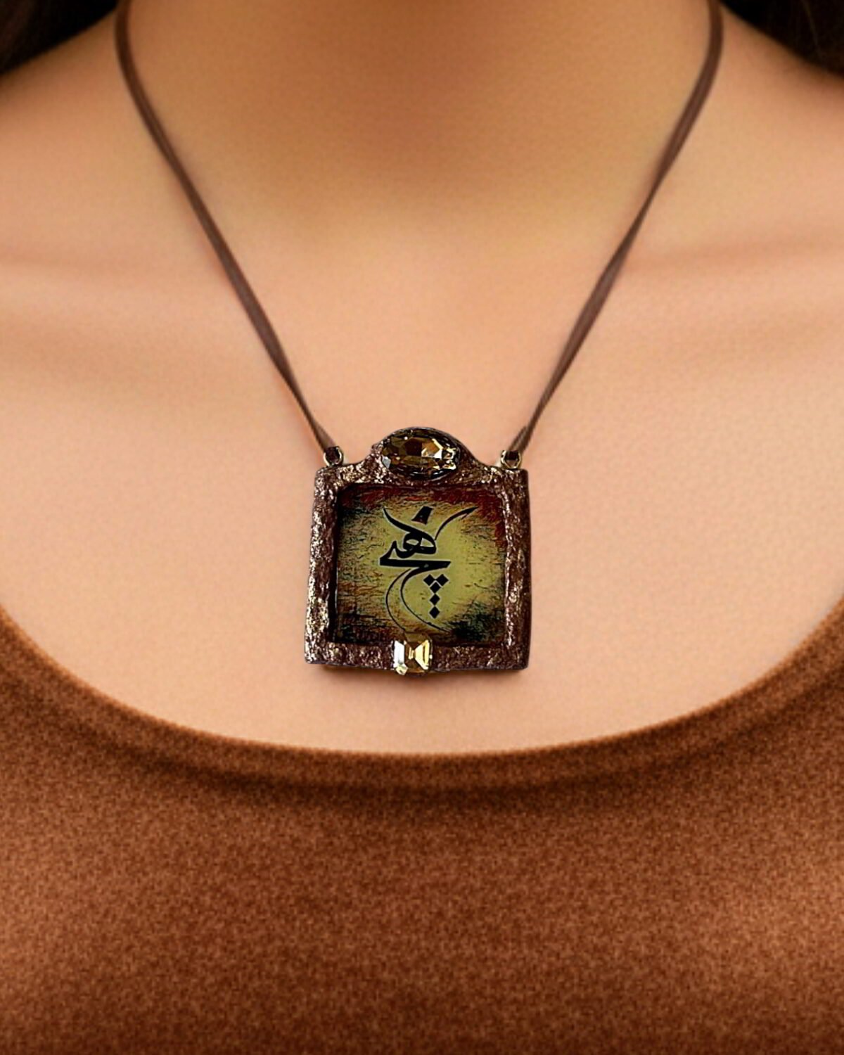 Hich – Handmade Paper Mache Earrings And Necklace Set - Image 3