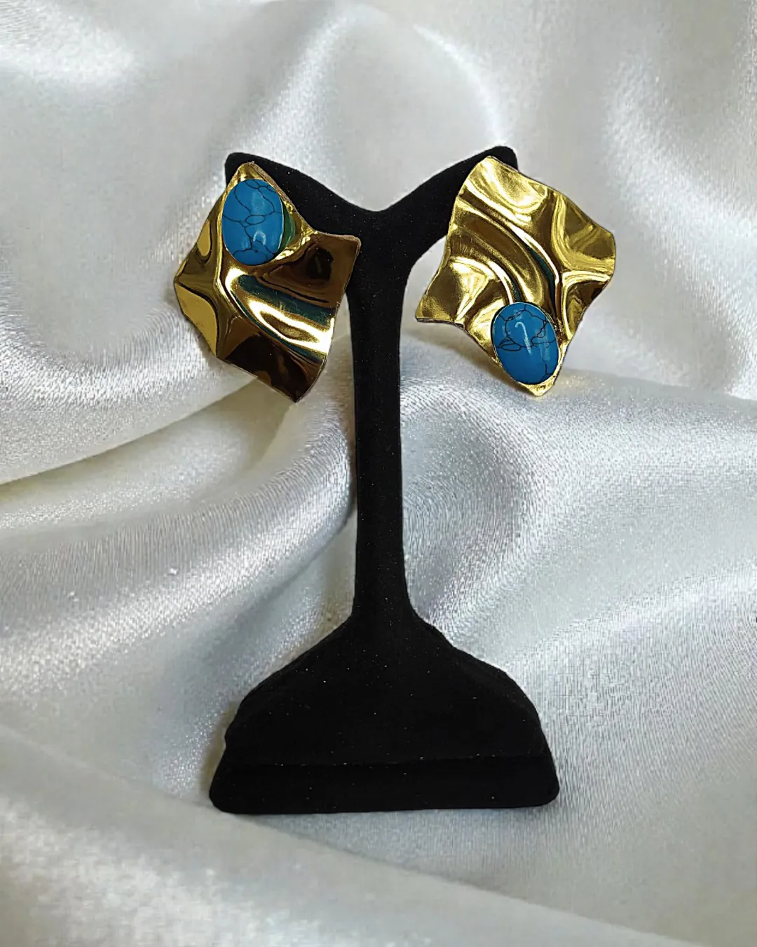 Wave Turquoise Lightweight Gold Earrings - Image 4