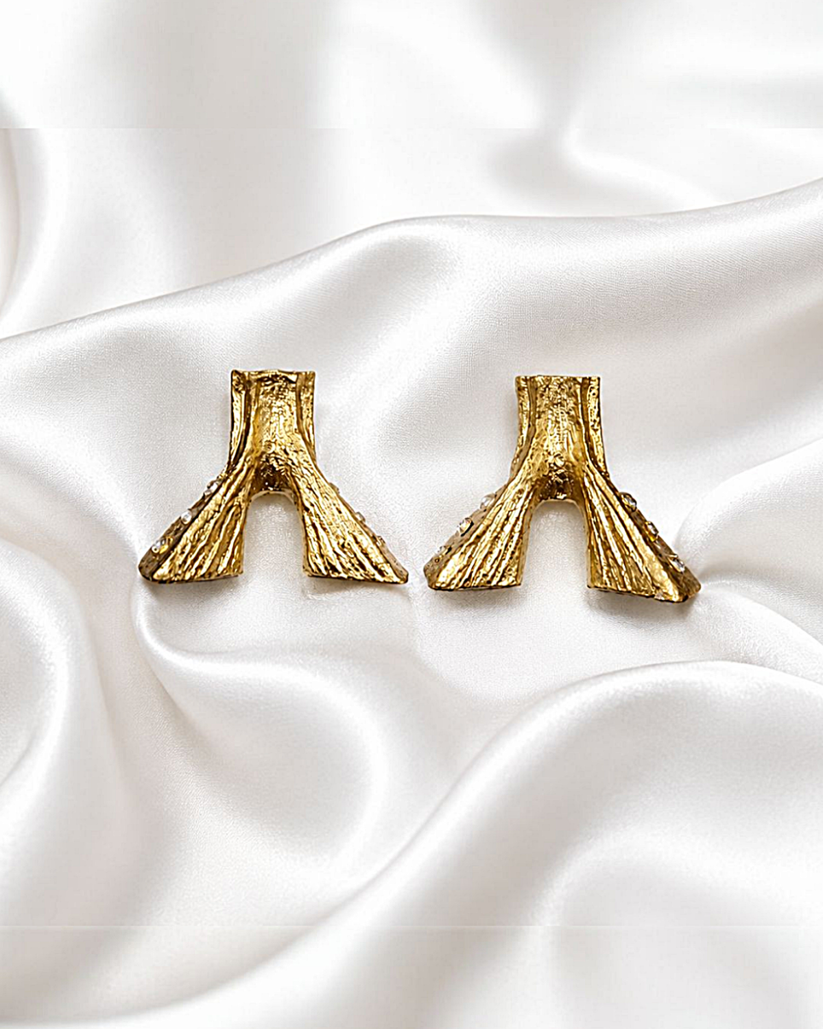 Shahyad Tower Earrings – Handmade Paper Mache Earrings - Image 9