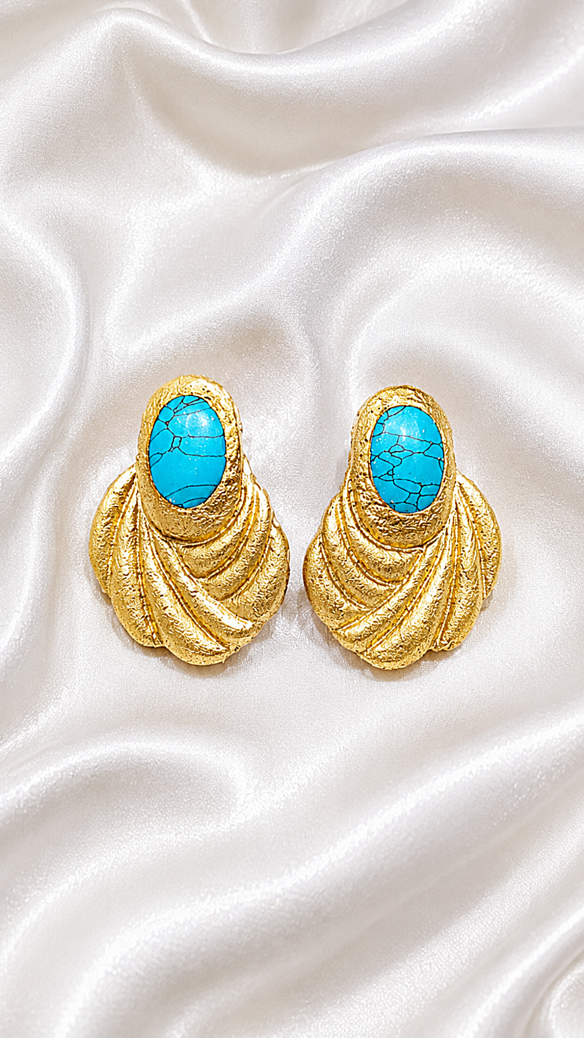 Golden Shell – Paper Mache Earrings - Image 12