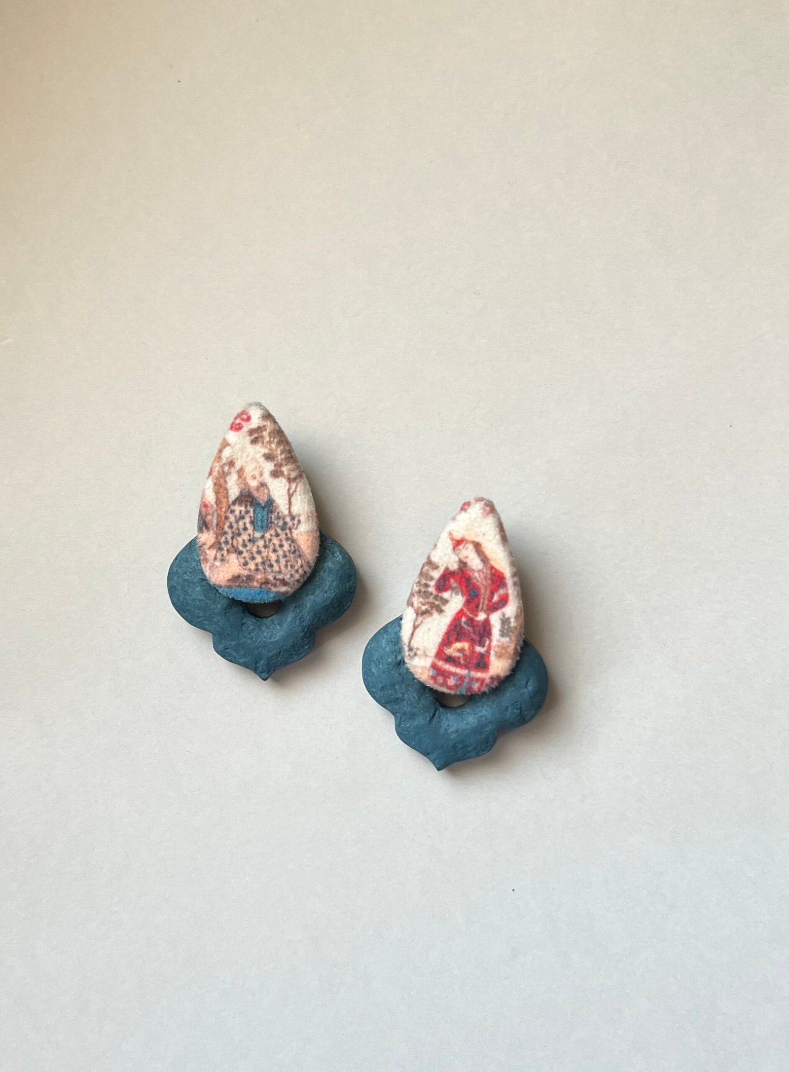 E2EE7D2C-4D10-4B00-97AA-8E5C63E496A7 Delbar A Handmade Earring with Timeless Charm - Image 1
