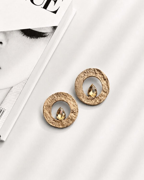 Majnun Handmade beige Papier-Mâché ivory Gem Earrings