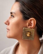 Daroon Handmade Beige Earrings with Champagne Crystal - Image 2