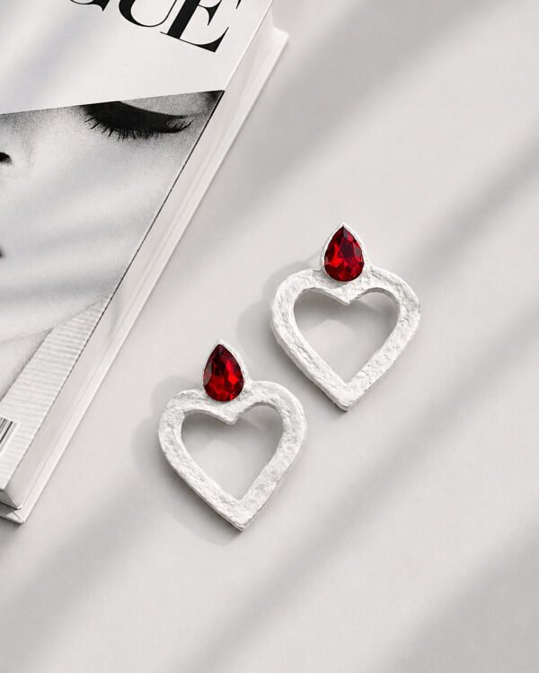 Mehr Handmade White Heart Earrings with Red Gemstone